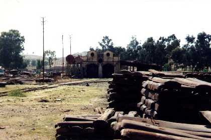 asmara railway depot 5a.jpg